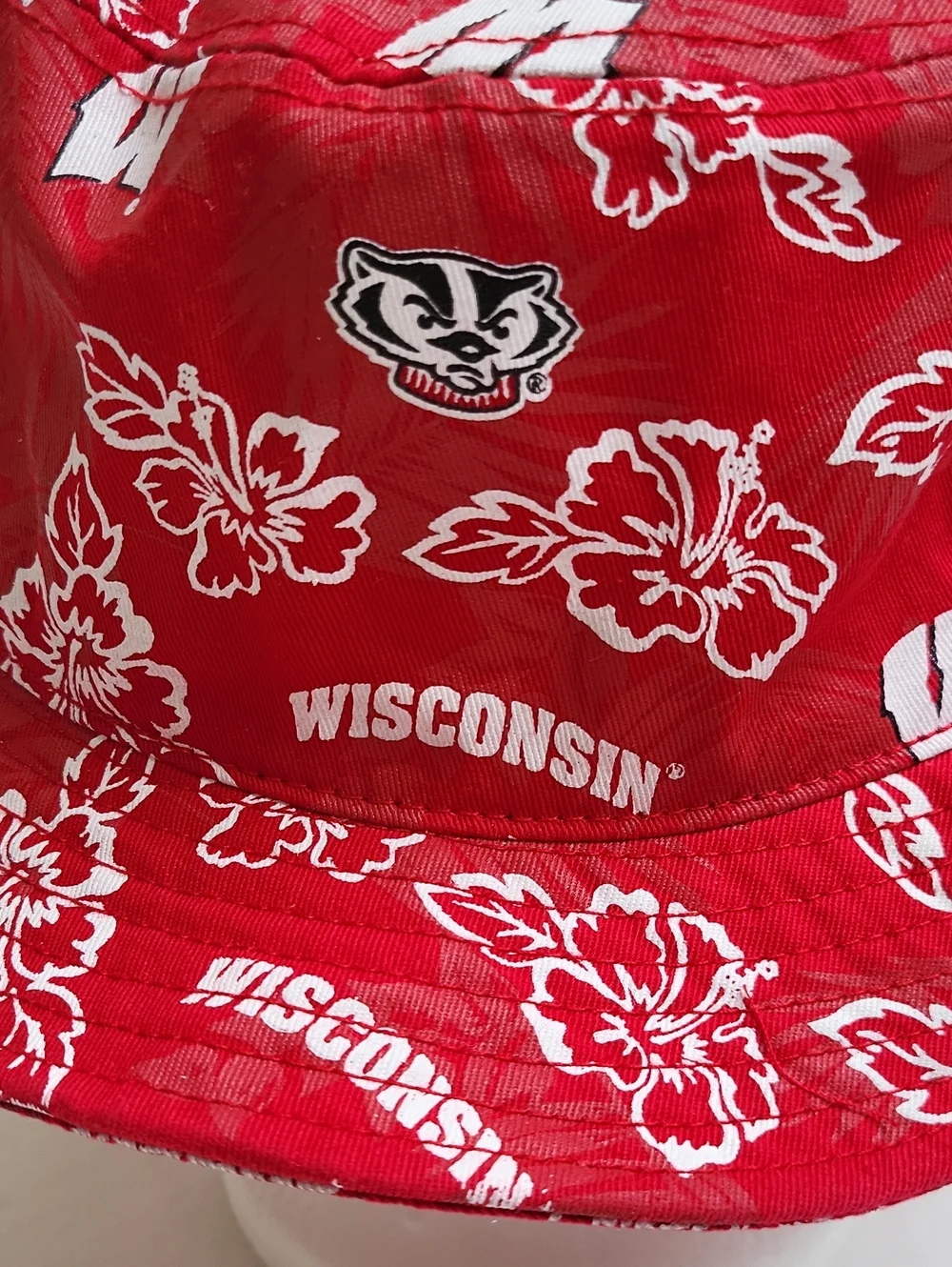 Red University of Wisconsin Badgers Bucket Hat Unisex